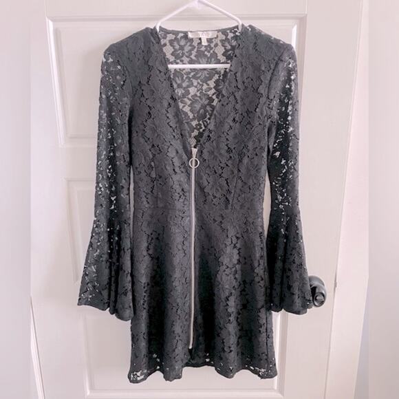 WAYF Lace Zipper Dress | Bell Sleeves | XS - Picture 1 of 4
